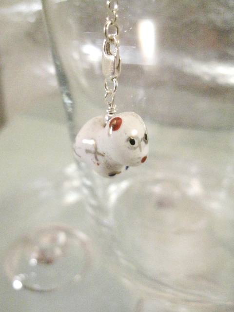 Berlock med karbinlås - Porslinsdjur/Hundens år