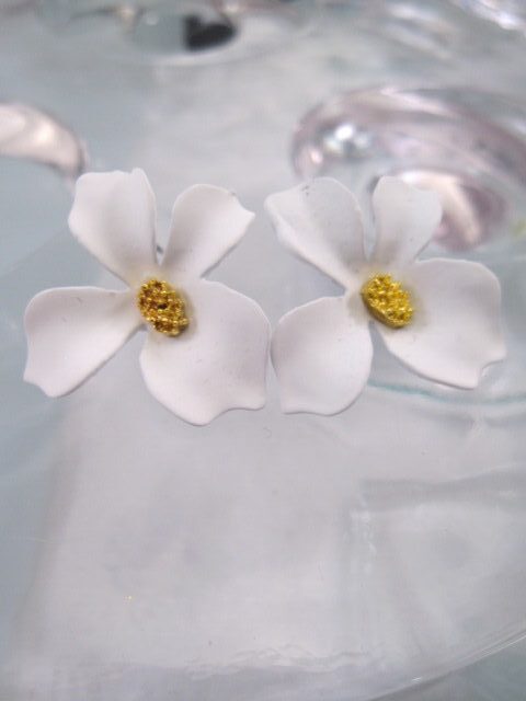 OrhangenMattaVitaBlommor2