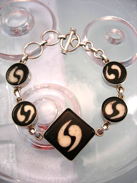 Armband av horn - Kant/Rund/Yin o Yang