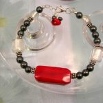 Korall, Hematit & Silverfoil armband - Kant/Pärlor