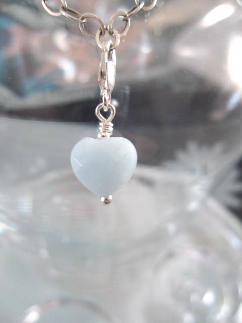 Berlock med karbinlås - Hjärta/Månad Mars