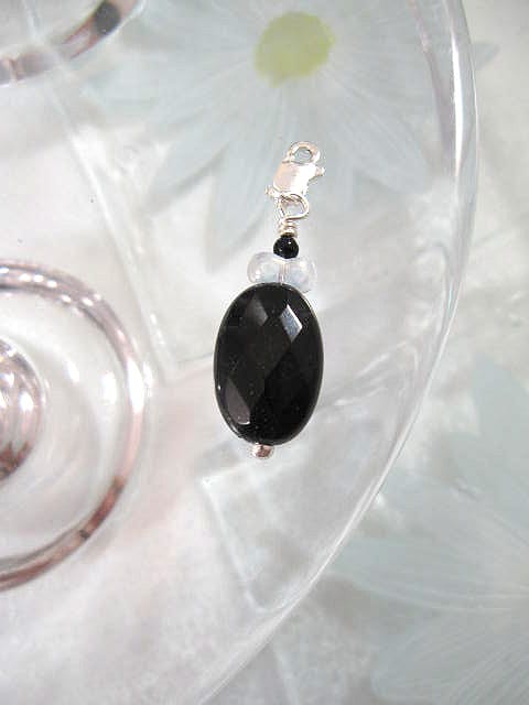 Berlock med karbinlås - Oval/Guldsten/Fasett/Marinblå