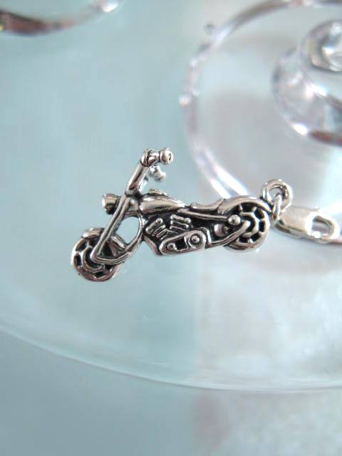 Berlock med karbinlås - Sport/Motorcykel/3D