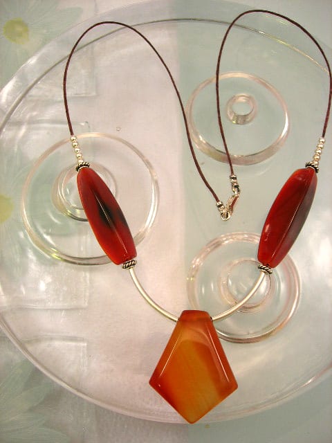 Jade o Karneol halsband - Kant