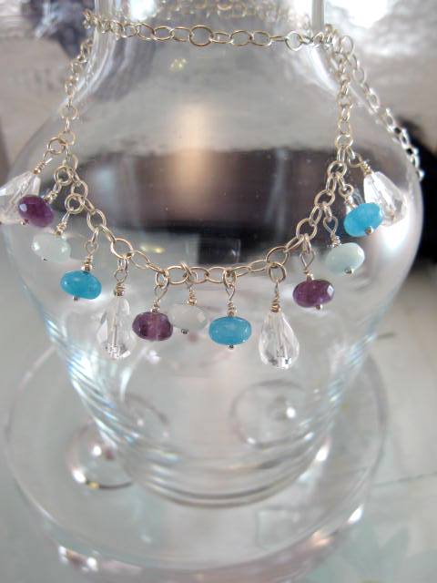 Multisten halsband - Ametist, Akvamarin, Bergskristall o Topas - Droppe/Rondell