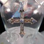 Månsten hänge - Cab/Kors/Unisex