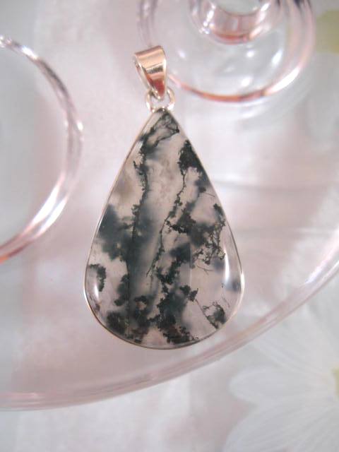 Mossagat hängsmycke - Cab/Droppe