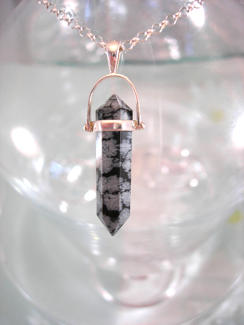 Snöflinge obsidian hängsmycke - Kant/Spets/Unisex