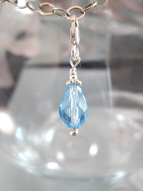 Månadskristall med karbinlås - Berlock/Mars/Swarovskidroppe/Akvamarin