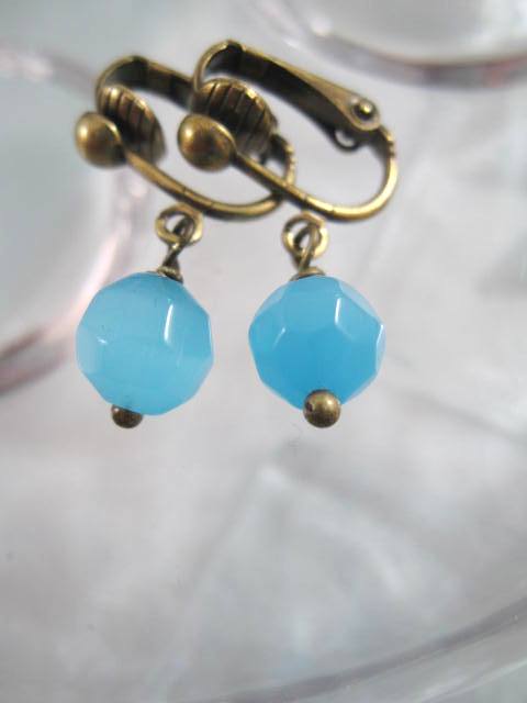 Clips örhängen med Glaspärlor - Fasett/Blå/Antikbehandlade