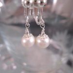 Clips örhängen med Sötvattenspärlor - Vit