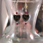 Hematit o Granat örhängen - Hjärta/Fasett