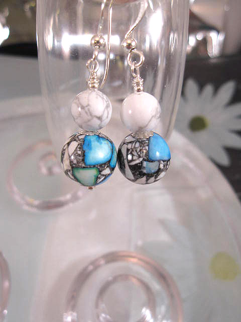 Howlit o Turkosmosaik örhängen - Turkoser