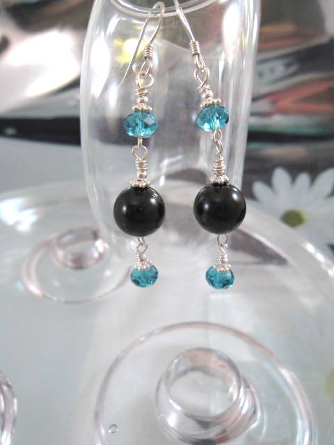 Långa Onyx o Swarovskikristaller örhängen - Länkade/Svart/Turkos