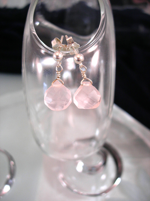 Rosenkvarts örhängen - Briolett/Studs