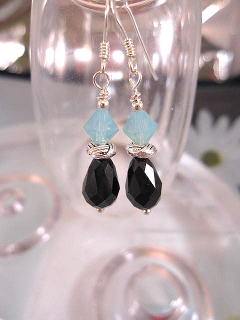 Swarovskikristall örhängen - Svart/Opal/Droppe