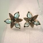 Topas örhängen - Ljusblå/Fasett/Blommor