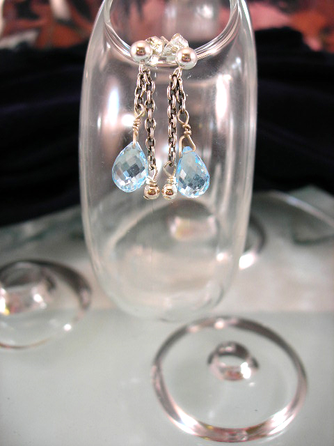 Topas örhängen - Ljusblå/Briolett/Fasett/Studs